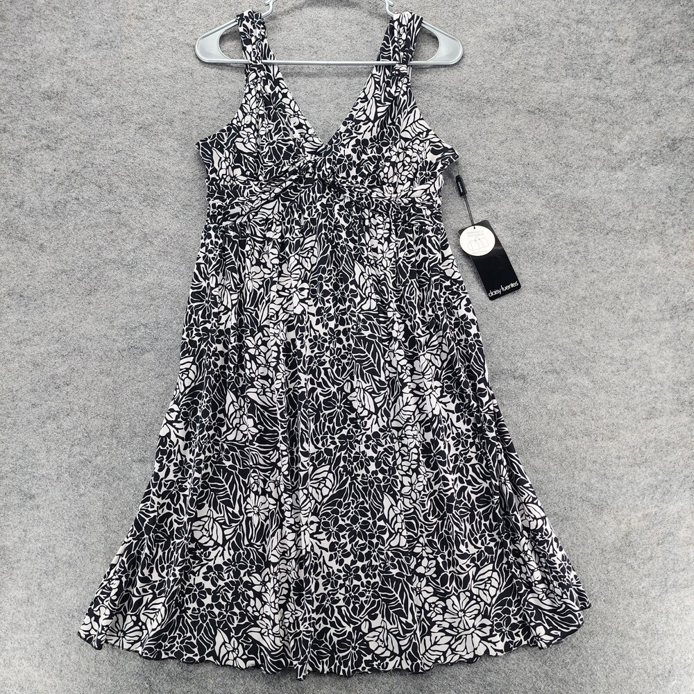 Daisy Fuentes Dress Womens Petite Medium Sleeveless Black Floral Packable